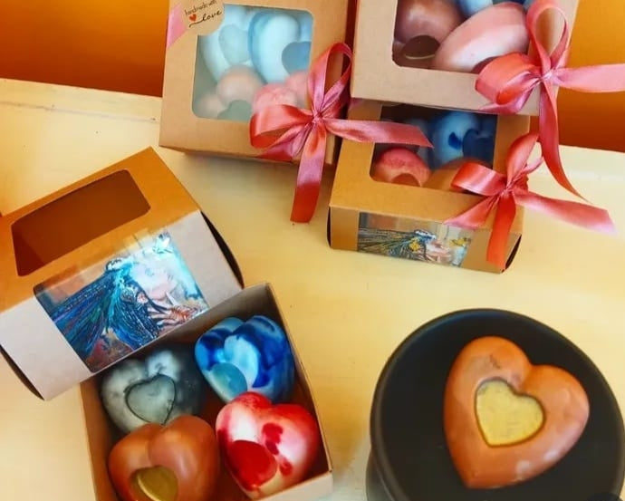 Love in the air wax melts